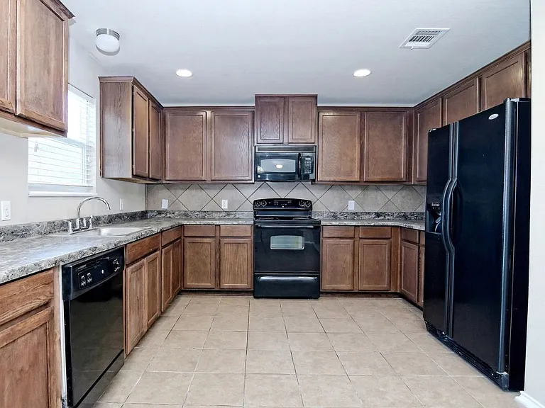118 Arcadia Pl — Photo 7