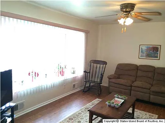 Sold by Gillani Homes Inc. | media 4