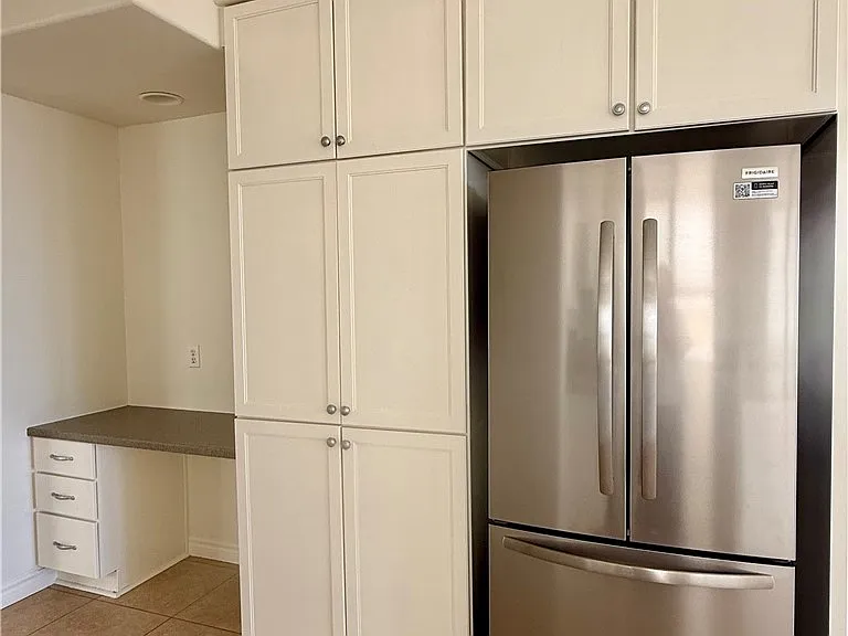 309 Lydia Ln — Photo 8