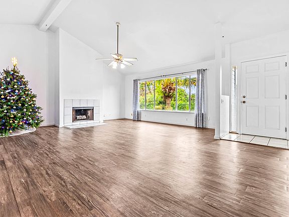 2nd image of 4806 Iiwi Rd