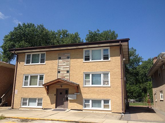 2nd image of 10812 S 76th Ave #3N