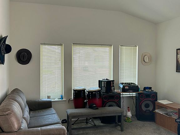 5th image of 14316 Chris Zingo Ln