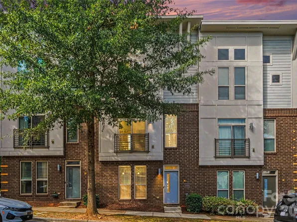 3509 Artists Way, Charlotte, NC 28205