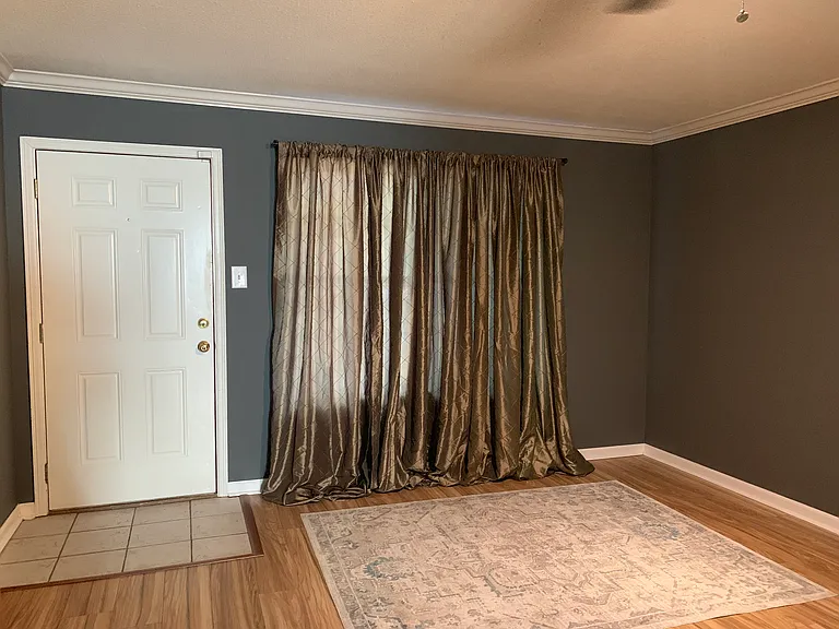 208 General Gardner Ave #103 — Photo 8