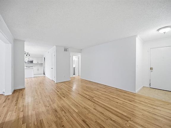 4th image of 26 Arpege Way NW
