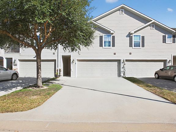 2nd image of 15842 Whiteglade Ln