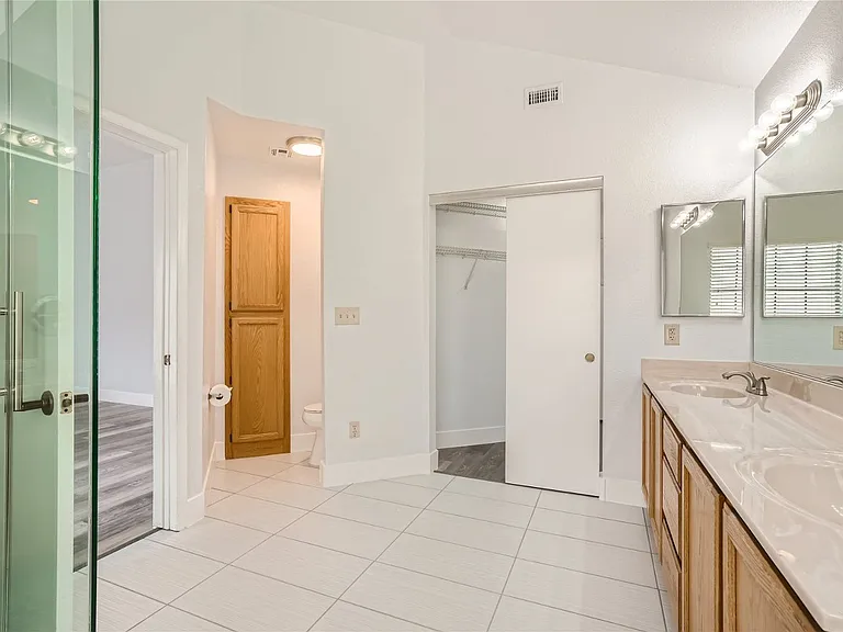 4844 Maryvale Dr — Photo 11