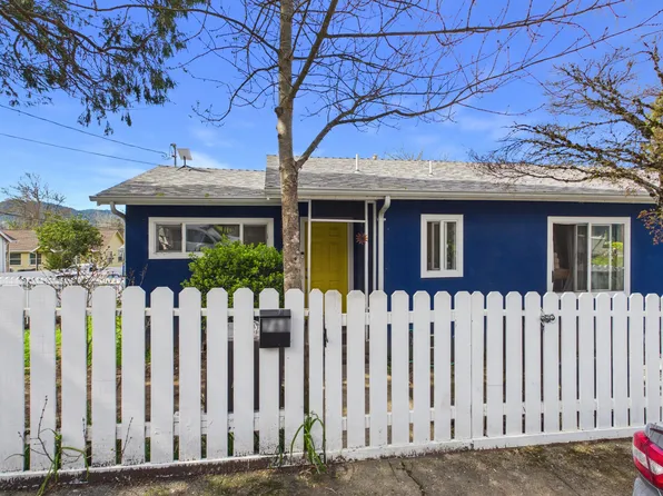 768 Redwood St, Garberville, CA 95542