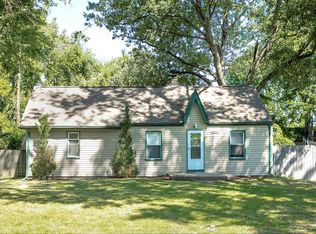 33496 Kirby St, Farmington Hills, MI