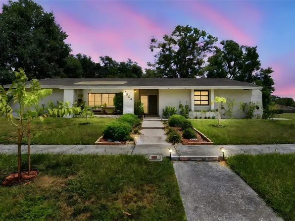 1904 Teakwood Dr, Plant City, FL 33563