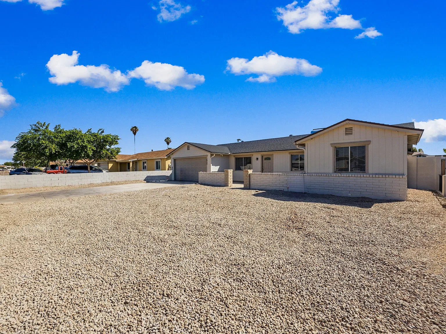 4 bed, 1732 sqft, $2,295 — Photo 2