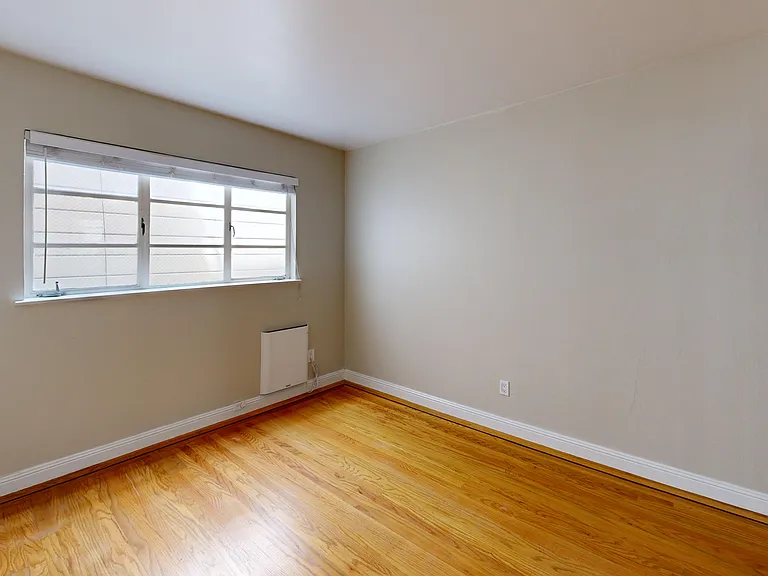 600 Oak Street — Photo 14