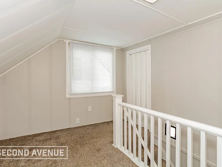 6106 Graceland Ave — Photo 13