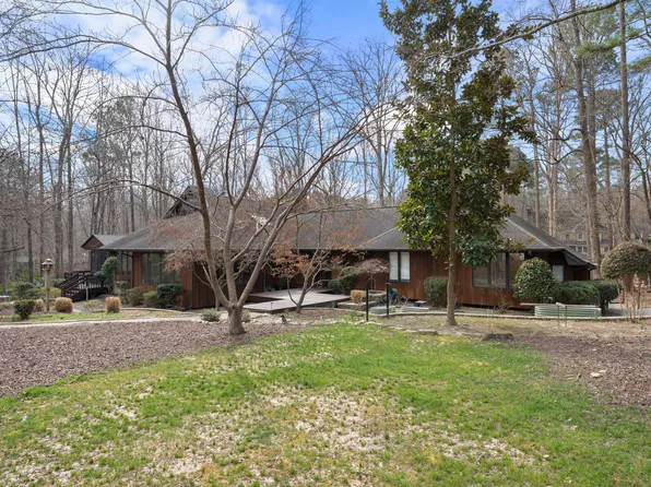 10509 Leslie Dr, Raleigh, NC 27615