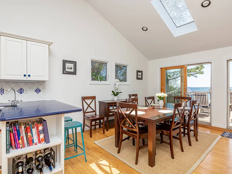 6 Peconic Rd — Photo 12