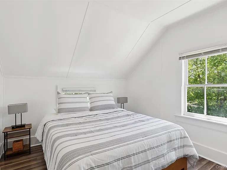 243 Sunset Ave — Photo 23