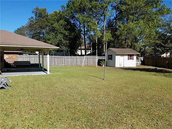 4th image of 2120 Pinehurst Dr