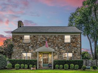 8436 Emerald Ln, Marshall, VA 20115