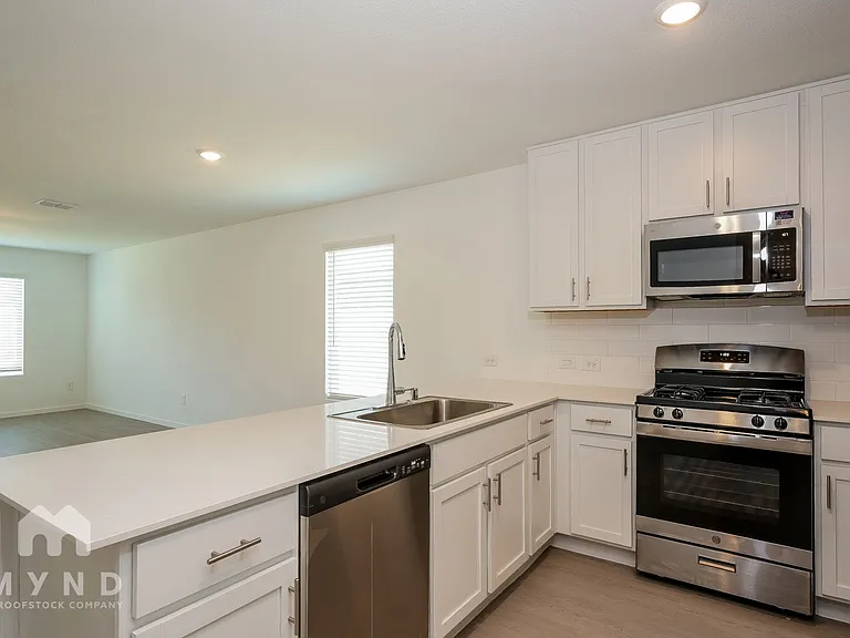 30 West Luxury Rental Homes — Photo 256