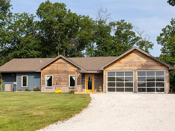 3rd image of 11591 N Old Highway 63