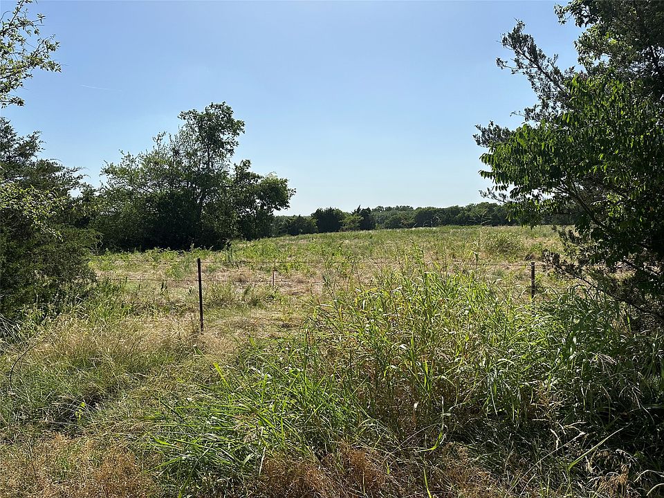 1st image of 8 Webb Smith Rd