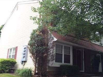 249 Palombi Ct, East Brunswick, NJ, 08816