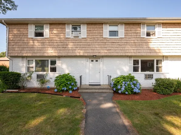 130 Kingston St Unit 130, North Andover, MA 01845