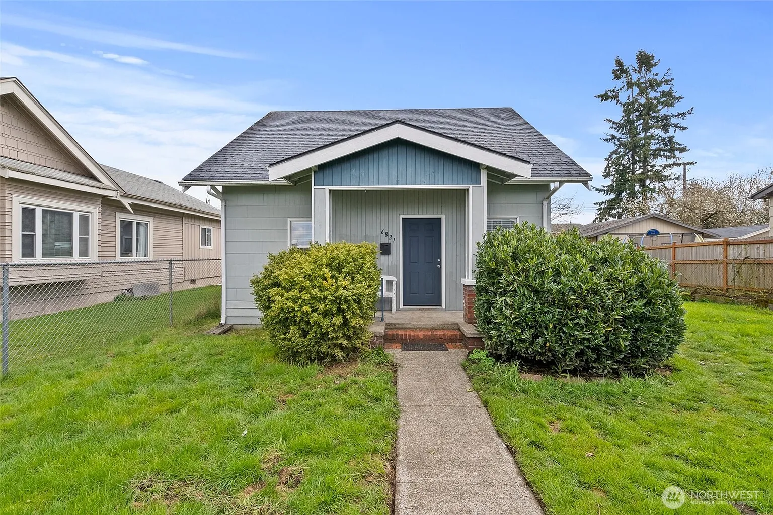 6821 S Alder Street photo 1