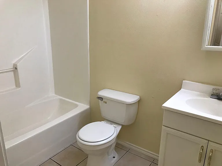 7648 Windsor Oaks — Photo 12