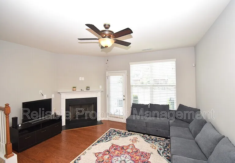 830 Cupola Dr — Photo 7