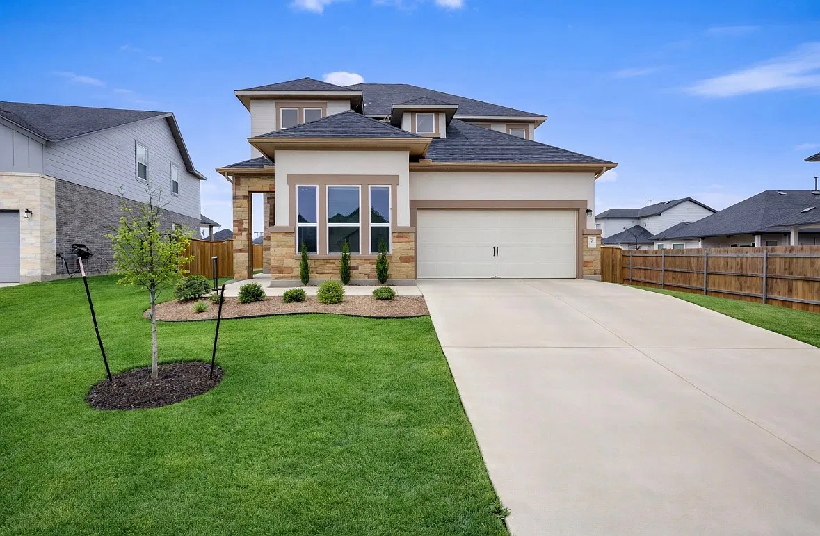 4 bed, 2392 sqft, $2,800 — Photo 1