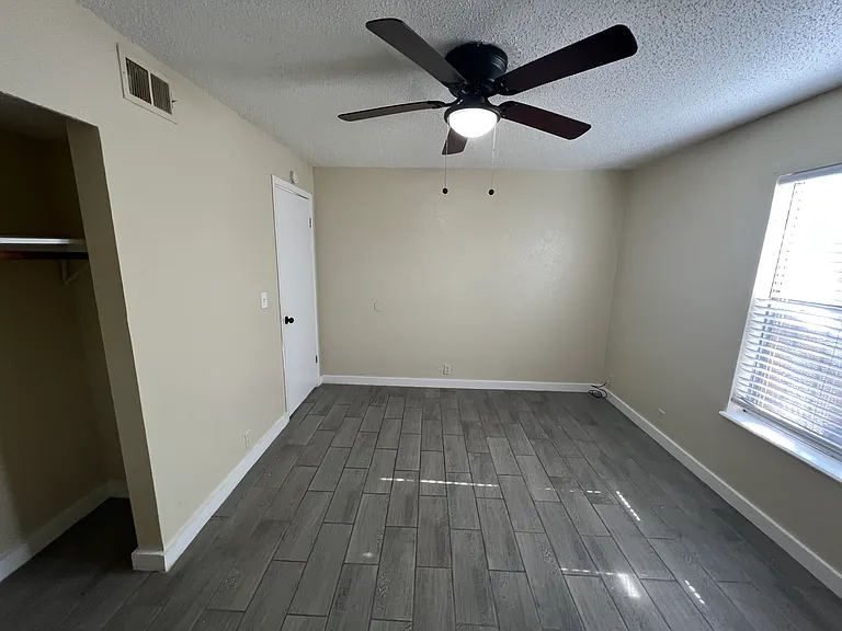 4814 Parry Ave #2 — Photo 10