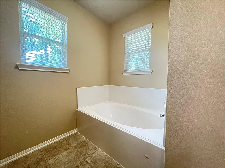 13518 Primula Ct — Photo 9