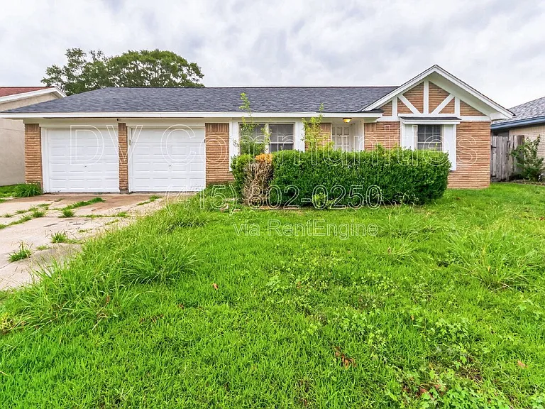 700 Meadowglen Dr — Photo 4