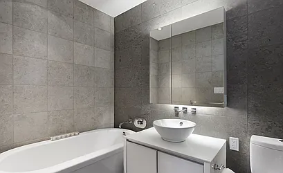 Rented by R New York