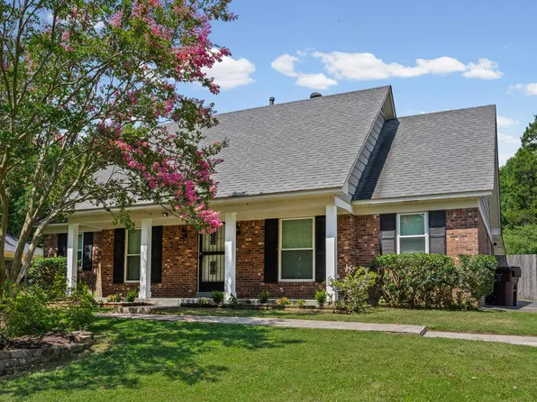 461 Dove Valley Rd, Collierville, TN 38017