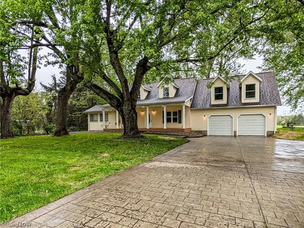 861 Mishler Rd, Mogadore, OH 44260