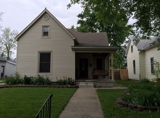 208 E Mechanic St, Wapakoneta, OH 45895