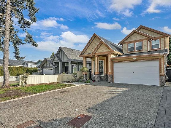 3rd image of 11718 84th Ave