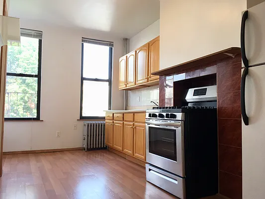 Rented by Cyberapts Management | media 7