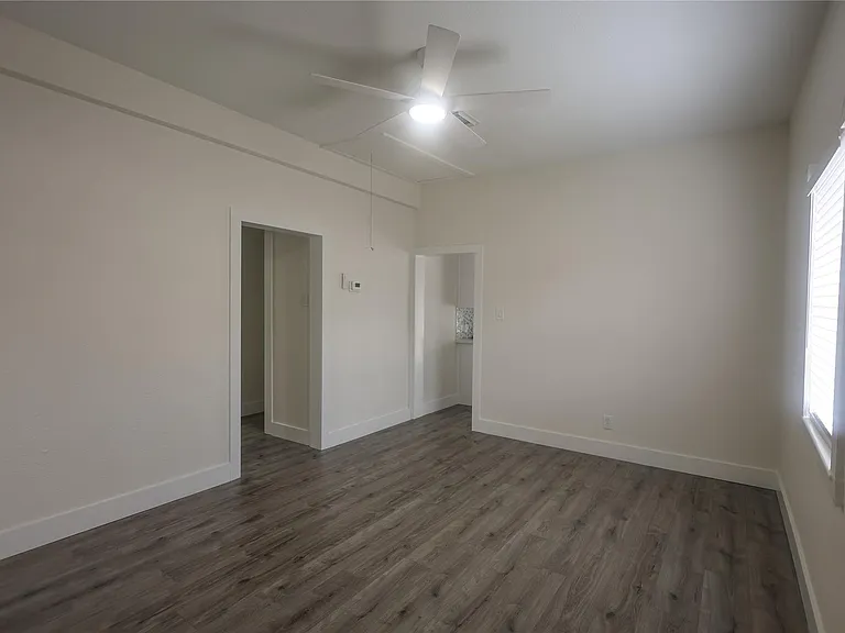602 Higgins St — Photo 9