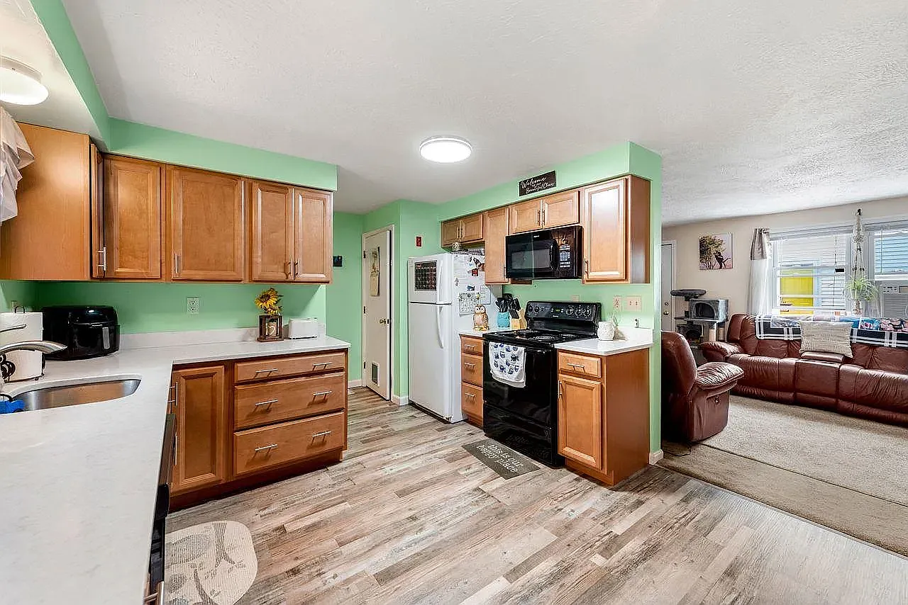 2 bed, 1.5 bath, 1000 sqft, $2,400 — Photo 4
