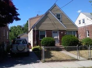 24212 137th Ave, Jamaica, NY 11422