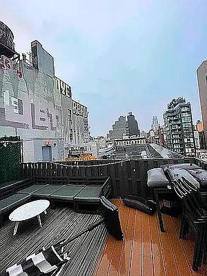 2nd image of 100 Allen St #5J
