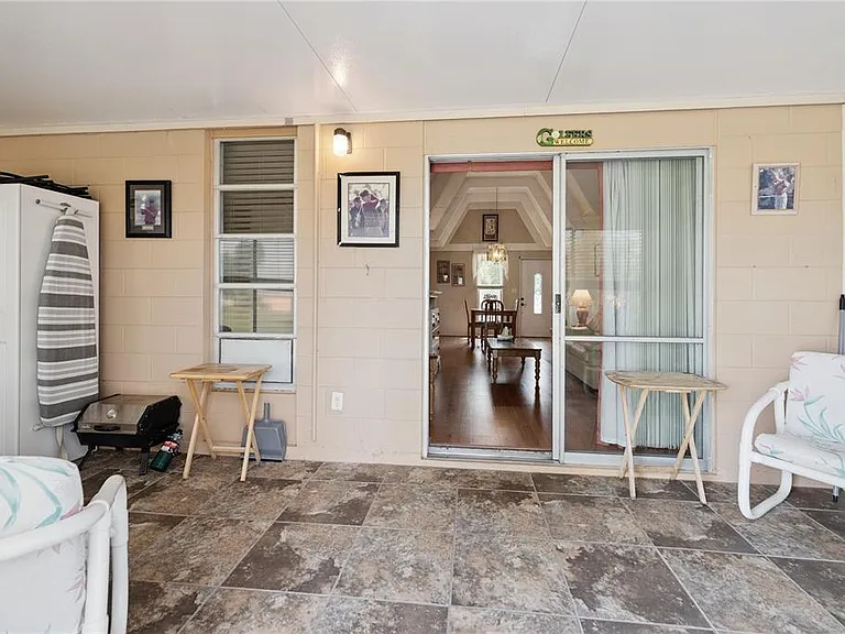 3821 Club Cir — Photo 16