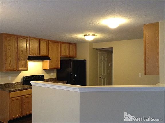 5th image of 253 Hennepin Dr