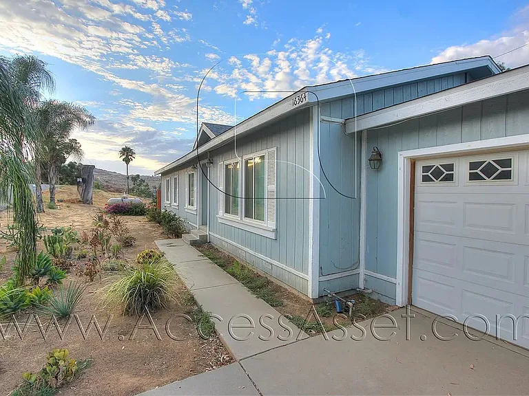 16364 Stevens Ave — Photo 19
