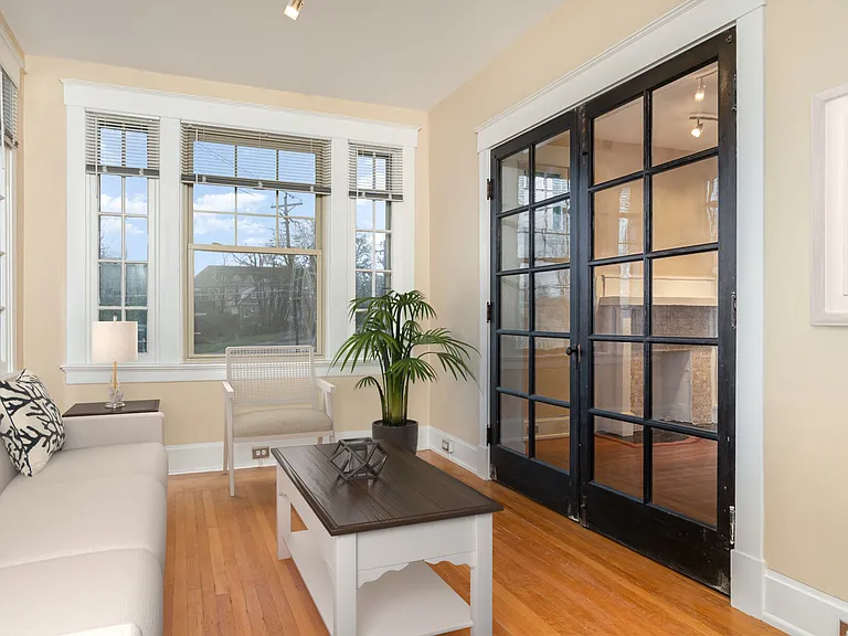 5248 Montgomery Rd — Photo 11