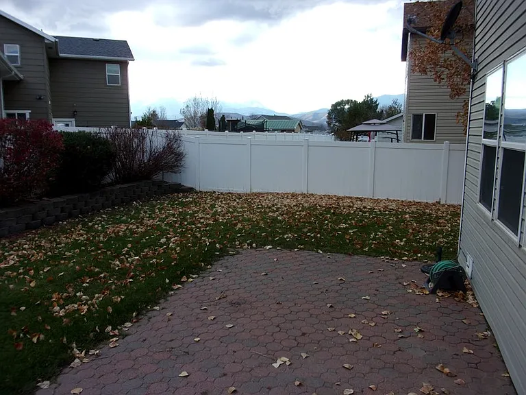 88 E Rainbow Way — Photo 6