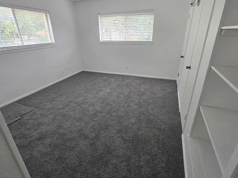 618 Chauncey Dr #4 — Photo 6